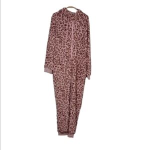 Pink Leopard Print One Piece Women's Pajamas Loungewear, Hooded Size 2XL.